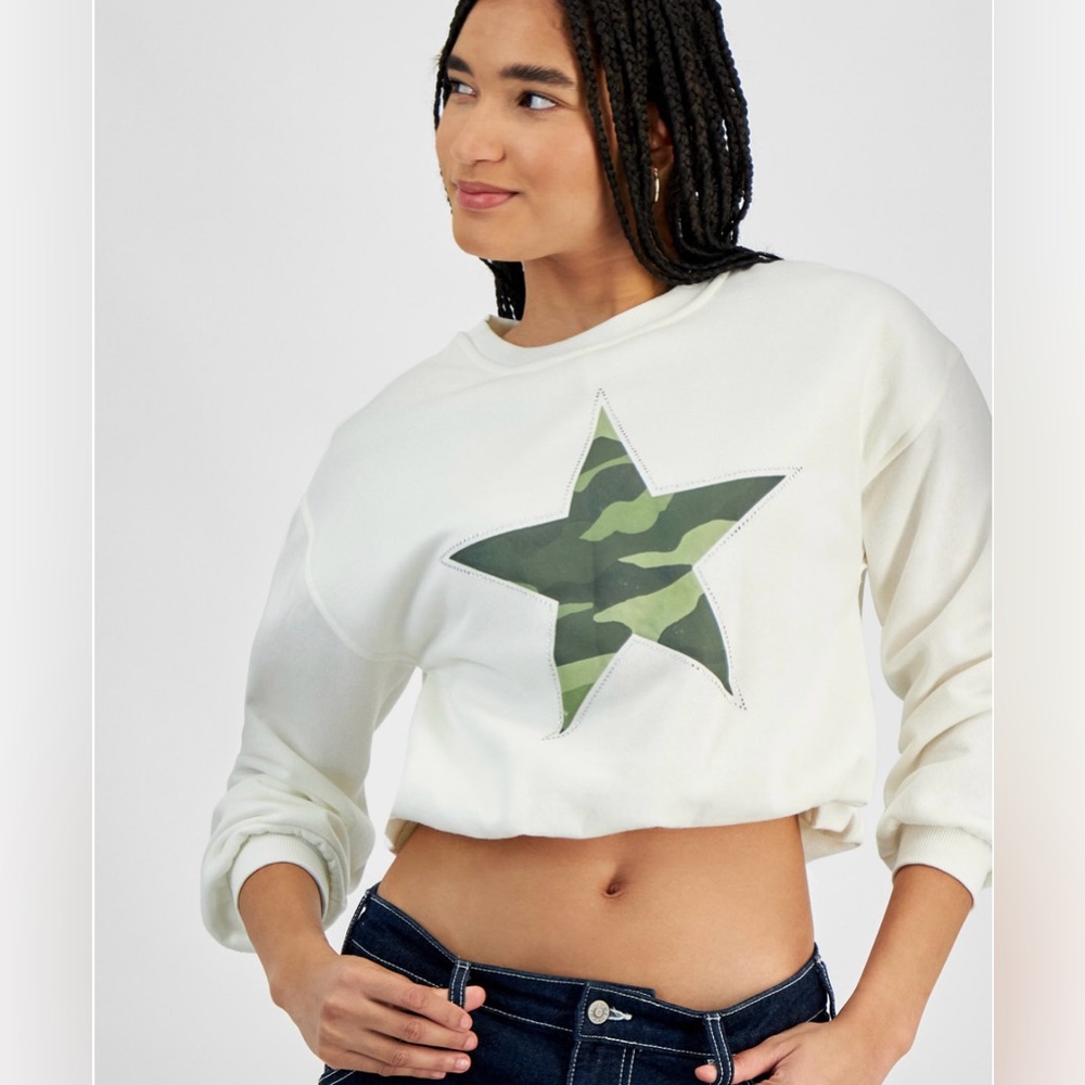 Juniors' Bubble Hem Varsity Crewneck Sweatshirt - Picture 4 of 5